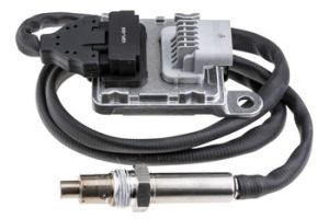 NOx-sensor, NOx-katalysator OEM 55495597 - €119,95